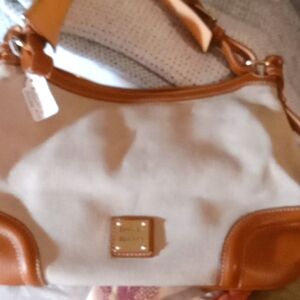Dooney and bourke hobo purse